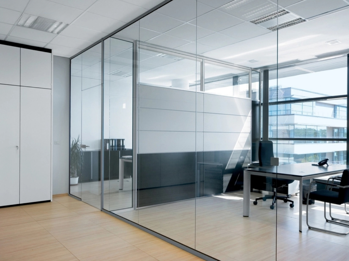 Vách ngăn cường lực văn phòng đẹp, sang trọng